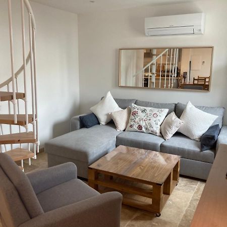 Appartement Neuf Coeur Du Village Сен Мари де ла Мер Екстериор снимка